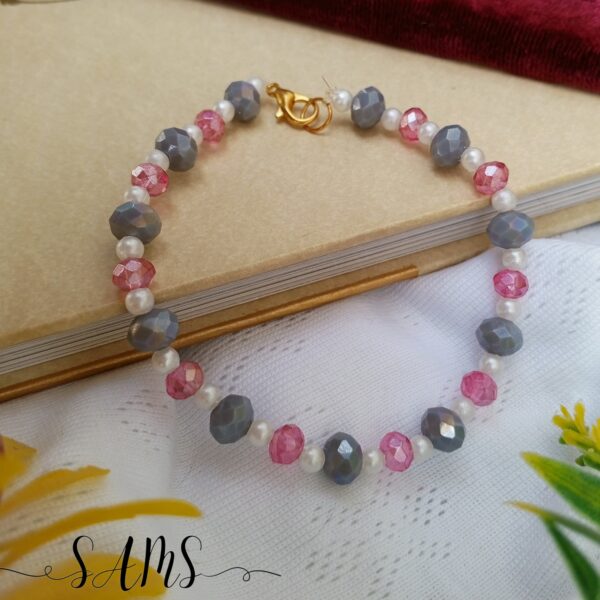 Handmade Bracelet For Girls Beads and Crystals Bl-2672-004