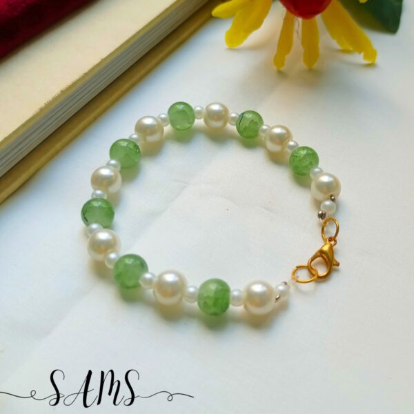 Pearl and Beads Bracelets FOr Girls and Womens TL-2672-014